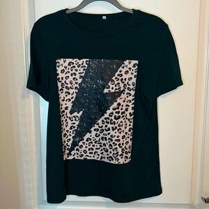 Lightning T-shirt - size Small - dark green